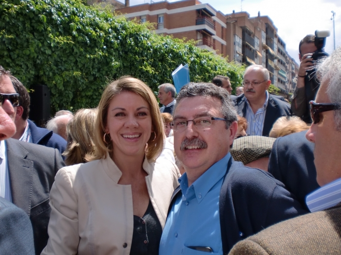 Candidato Motilla con Cospedal en el acto regional.