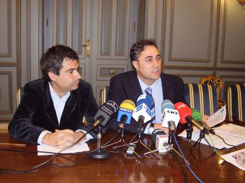 Mariscal y Pardo en rueda de prensa.