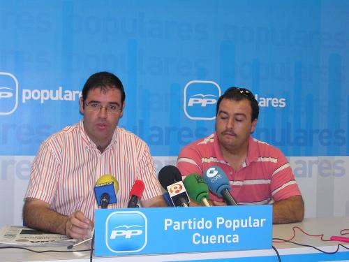 Prieto y Salmerón en rueda de prensa.