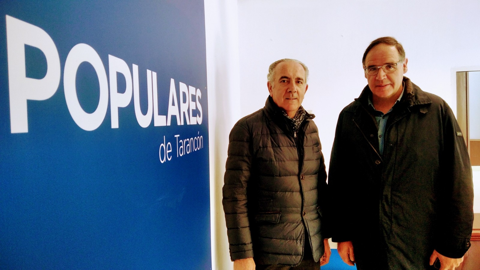 El candidato a la Alcaldía de Tarancón, Miguel Ángel Igualada, junto al presidente del PP, Benjamín Prieto. 