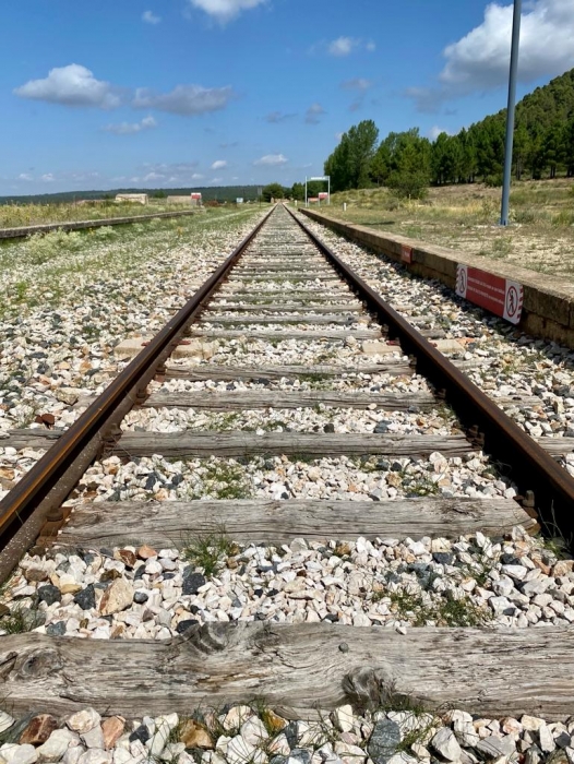 Vías de tren en Arguisuelas