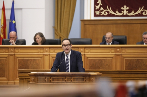 Mart&iacute;n-Buro advierte del fracaso de la pol&iacute;tica migratoria del Gobierno socialista y acusa a Page de respaldar siempre a S&aacute;nchez