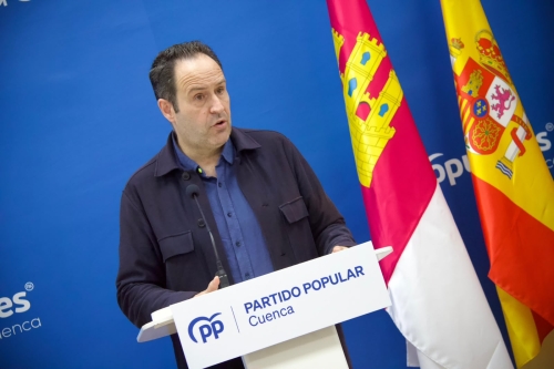 Mart&iacute;n-Buro exige a Dolz que deje de hacer teatro y pida a Page y Sahuquillo que retiren su apoyo a S&aacute;nchez