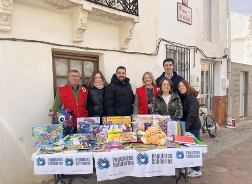 Nuevas Generaciones impulsa una campaña de recogida de juguetes y material escolar destinado a niños afectados por la DANA