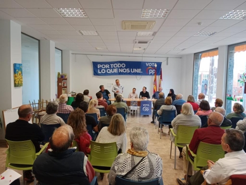 Alejandro Pernías defiende que su programa electoral “viene cargado de proyectos ilusionantes para hacer de Villar de Cañas un lugar mejor”