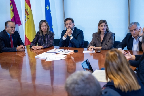 N&uacute;&ntilde;ez &nbsp;reclama a Page que apoye el plan de infraestructuras del PP para modernizar Castilla-La Mancha y acabar con a&ntilde;os de proyectos pendientes