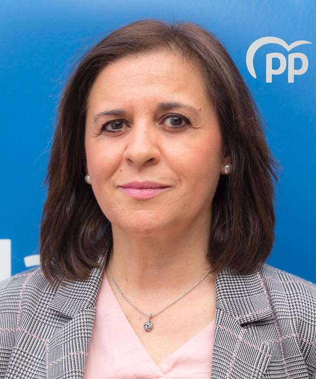 Esther Mart&iacute;nez